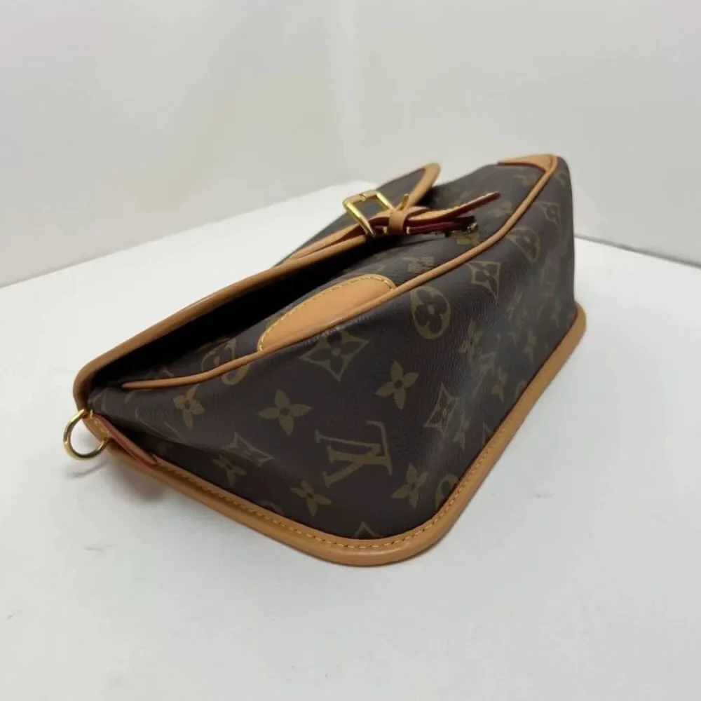 Louis Vuitton Women Pre-Loved Bag Very Good Condition